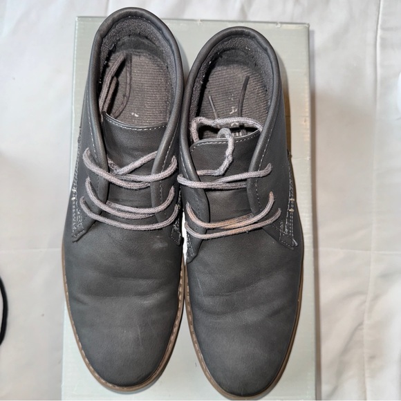 Preowned Grey Varese Causal Boots. - Picture 4 of 7